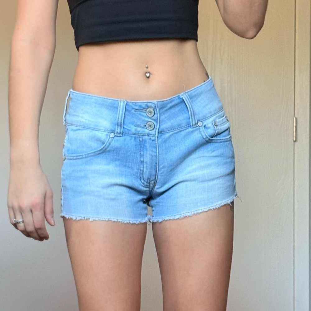 Refuge Women’s Denim Jean Shorts Size 2